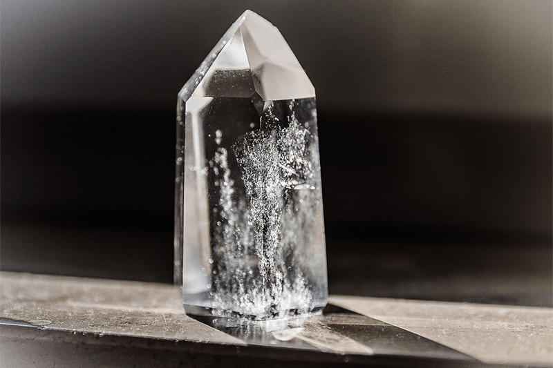 Image of a quartz crystal.